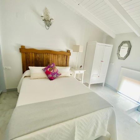 Loft13 Apartment Seville Luaran gambar